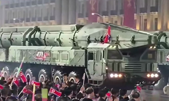 موشک‌های قاره‌پیمای کره‌شمالی جهان را شوکه کرد +ویدیو