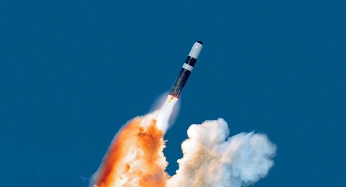 مسابقه تسلیحاتی هسته‌ای به اوج خود رسیده/ ۱۰ موشک که جهان را در لبه پرتگاه نگه داشته‌اند