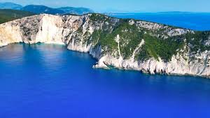 این جزیره به پل شناور وابسته است +ویدیو