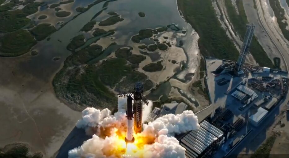 استارشیپ بالاخره پرواز کرد؛ برای سفر به مریخ آماده باشید +ویدیو