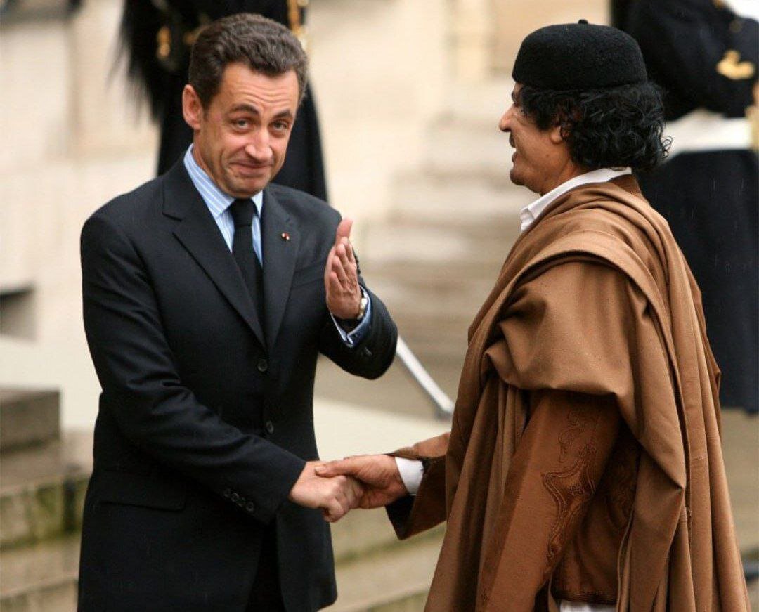 سارکوزی، رئیس‌جمهور پیشین فرانسه روانه زندان می‌شود