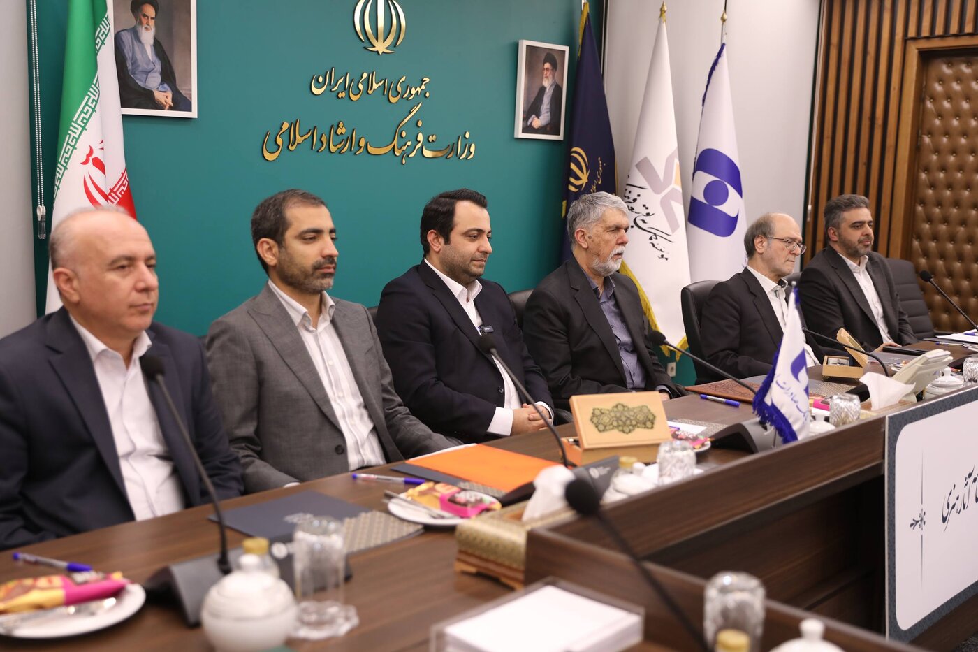 با حضور وزیر ارشاد و مدیرعامل بانک صادرات ایران؛ آیین رونمایی از شناسنامه آثار هنری برگزار شد