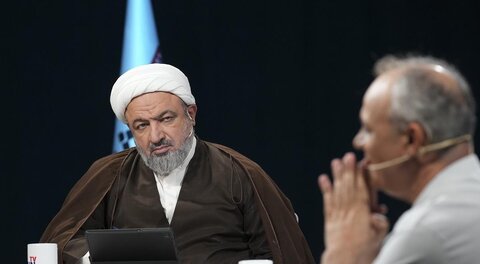 رسایی بی‌خیال عارف نمی‌شود: تابعیت فرزندتان تایید شده!