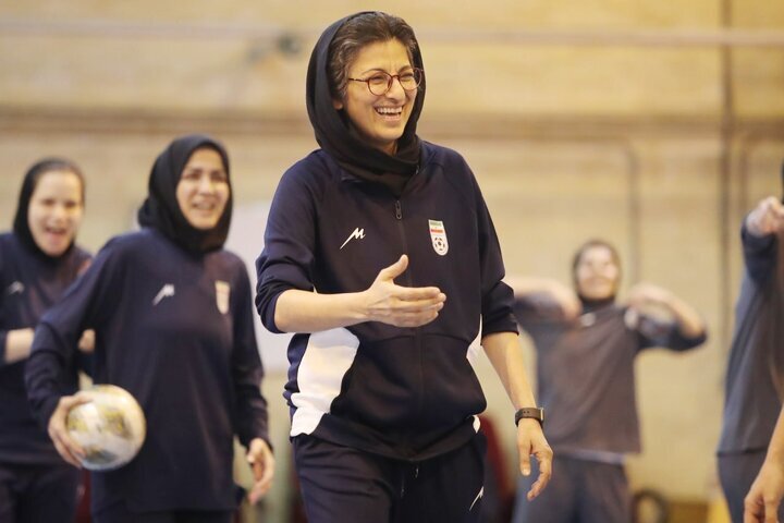 هدیه جالب و متفاوت شهرزاد مظفر به موزه تقدیم شد +عکس