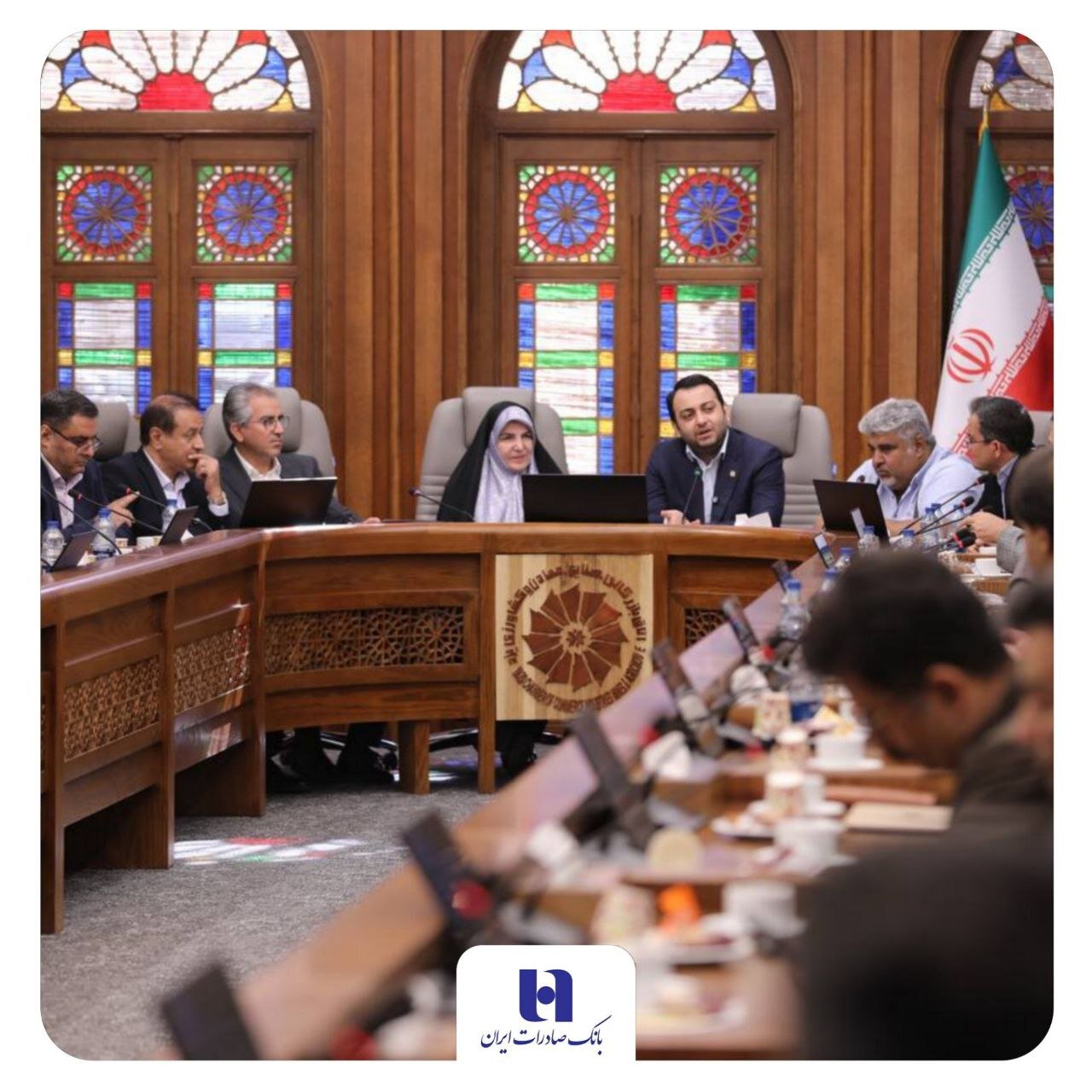 بانک صادرات ایران با روش‌های نوین تأمین مالی، گره تولید را باز می‌کند