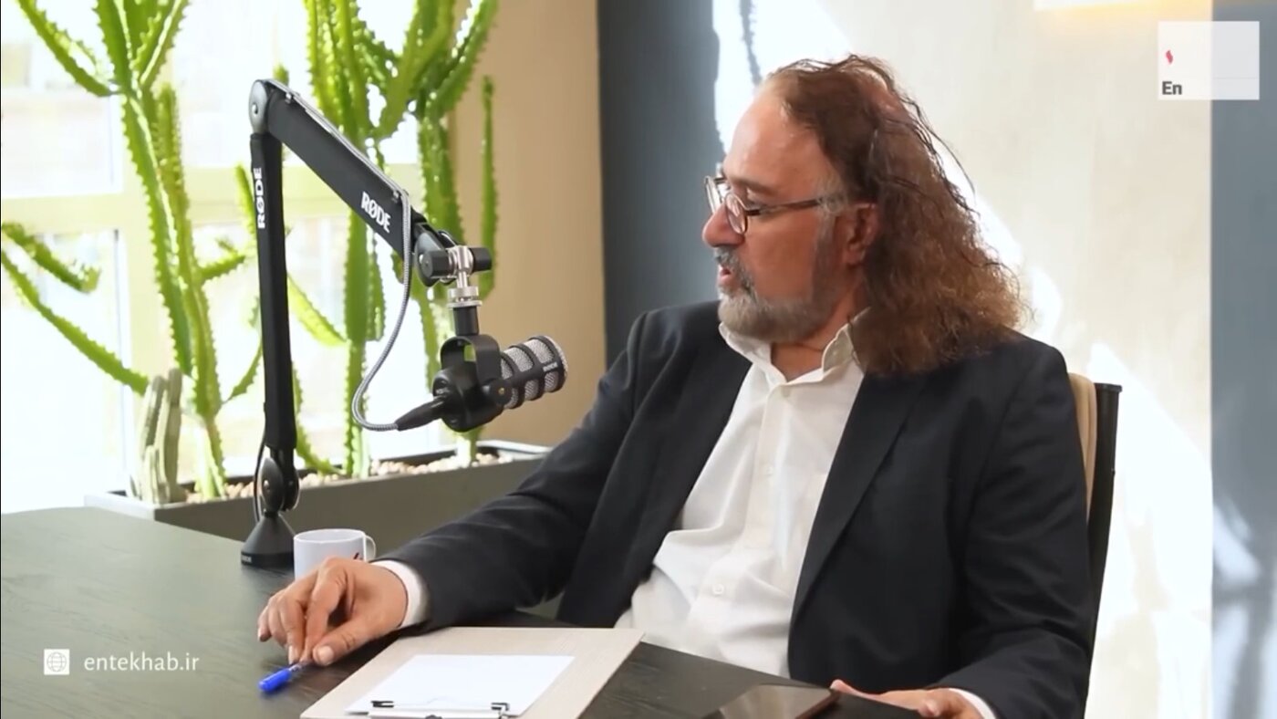 استاد دانشگاه تهران: دولت قدرتمند نباید از گروه‌های فشار بترسد! +ویدیو