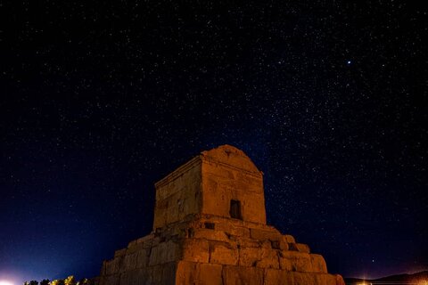 کوروش، از اسطوره تا واقعیت