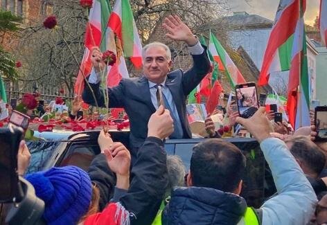 امضاهای جعلی هم کمکی به پهلوی‌چی‌ها نکرد