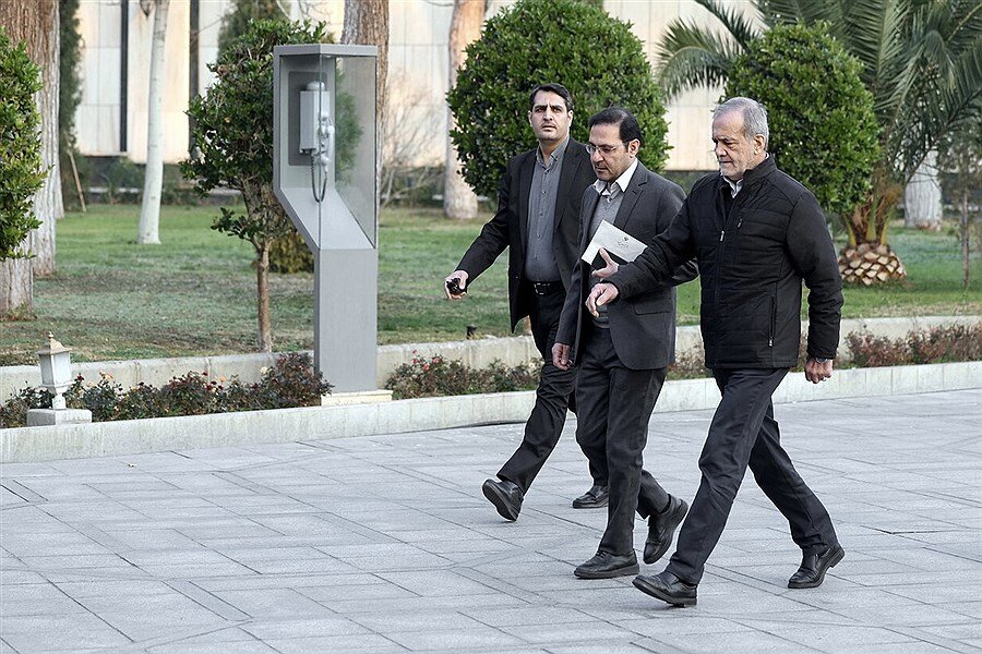 دولت پزشکیان جایِ مخالفان رفع فیلترینگ نیست!