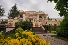 ویلای ۵۰۰۰۰۰۰۰۰۰۰۰۰ تومانی متهم چای دبش به این بانک رسید!