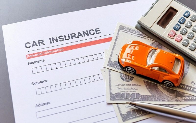 به چه کسی از نظر قانون دارنده خودرو گفته می‌شود؟