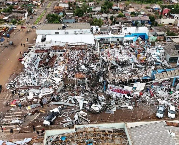 ۶ کشته در گردباد جنوب برزیل +ویدیو