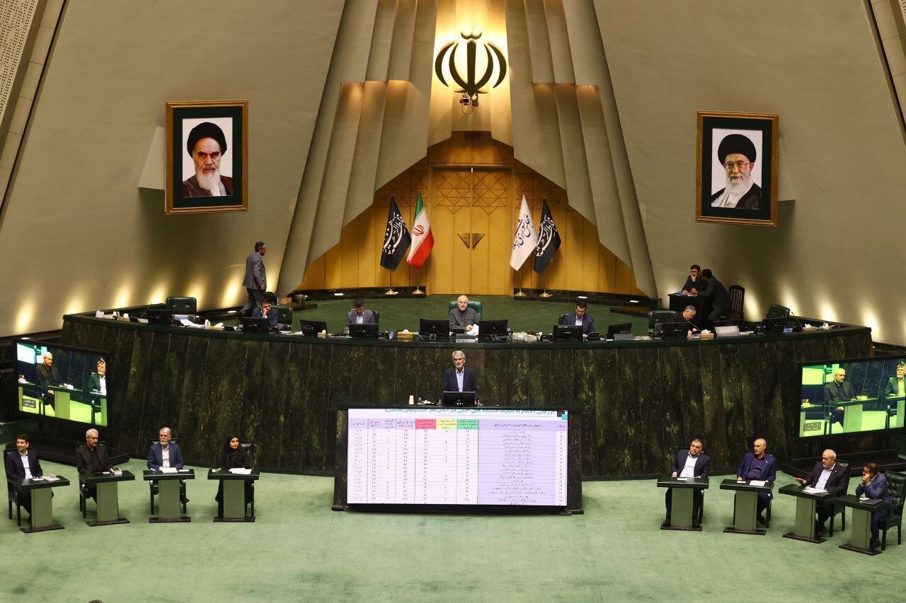 دورخیز نمایندگان برای حمله سهمگین به دولت پزشکیان