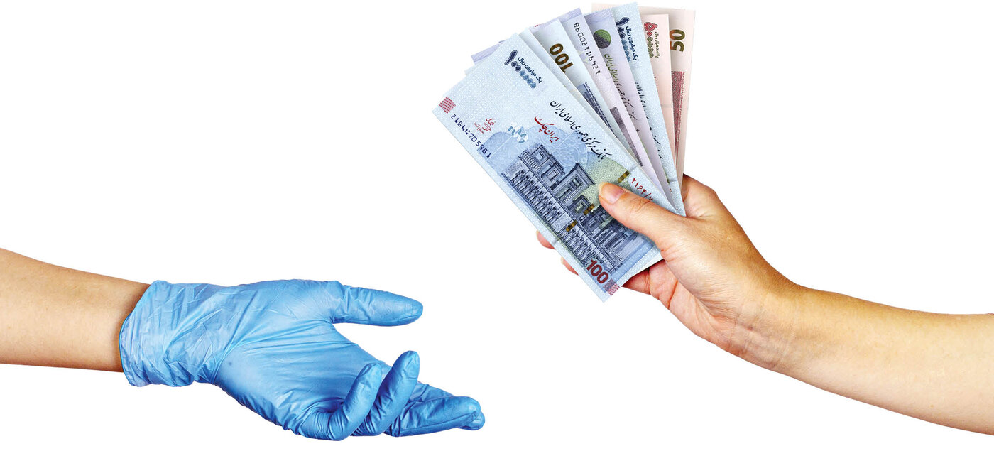 واکنش‌ مردم به پدیده زیرمیزی؛ کسی صدای ما را می‌شنود؟