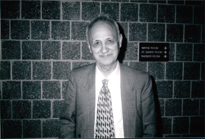 گرامیداشت عبدالحسین زرین‌کوب|  ستاره آسمان ادب ایران همچنان می‌درخشد