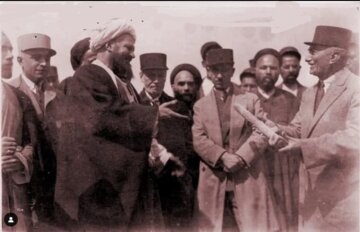 اولین بیمارستان، دبیرستان و موزه شهر قم ۹۰ ساله شد! +عکس‌