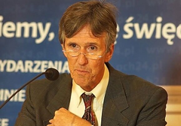 پروژه بی‌حجابی در ایران نقشه سازمان سیا بود!