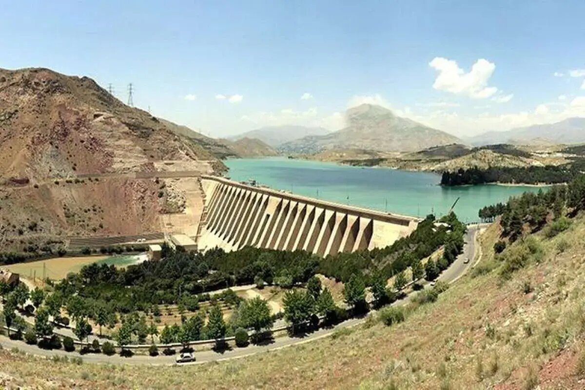 تصاویر نگران‌کننده از سد لتیان؛ زنگ خطر به صدا درآمد +ویدیو