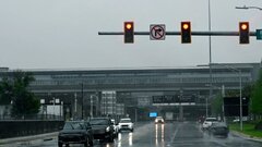 نوجوان موتورسوار بعد از تصادف آتش گرفت +ویدیو