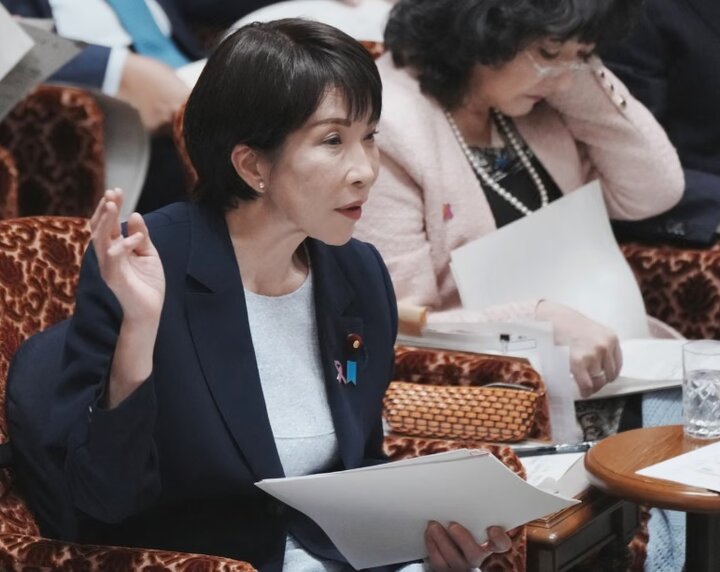 جنجال نخست‌وزیر در مجلس: ۲ ساعت می‌خوابم که برای پوستم ضرر دارد! +ویدیو