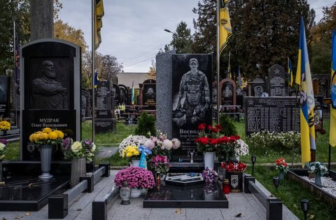 مافیای تشییع جنازه در اوکراین؛ شکارچیان جسد را بشناسید!