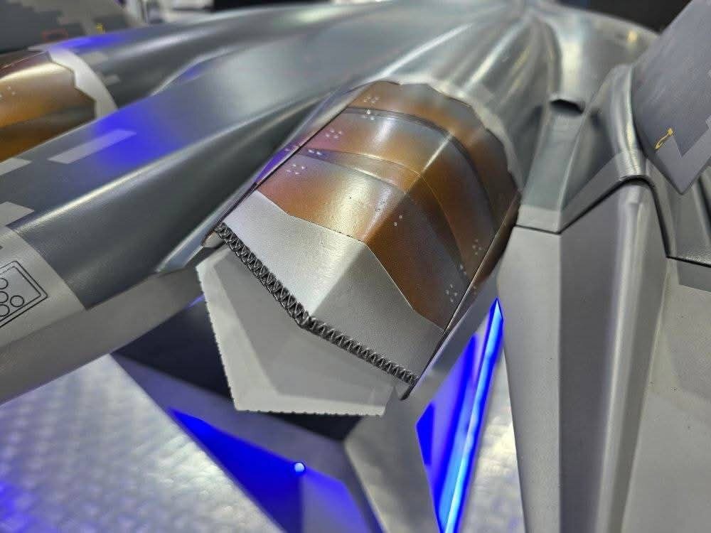 روسیه جنگنده رادارگریز Su-57 را رونمایی کرد! +عکس