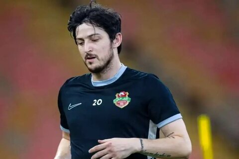 سردار آزمون رنگ موی علیرضا بیرانوند را سوژه کرد +ویدیو