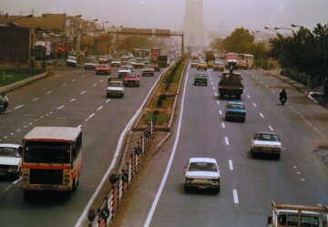 گزارش تصویری از آلودگی هوای تهران در آبان ۱۳۷۴  