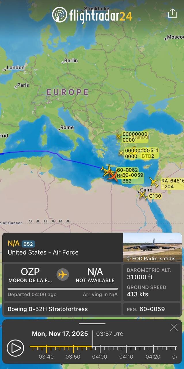 بمب افکن‌های B-52 آمریکایی بر فراز خلیج فارس چه می‌کنند؟ +عکس