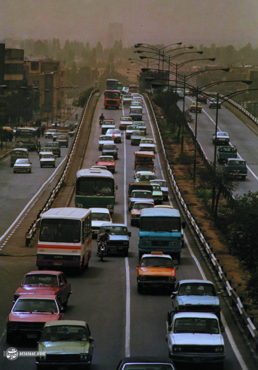 گزارش تصویری از آلودگی هوای تهران در آبان ۱۳۷۴  