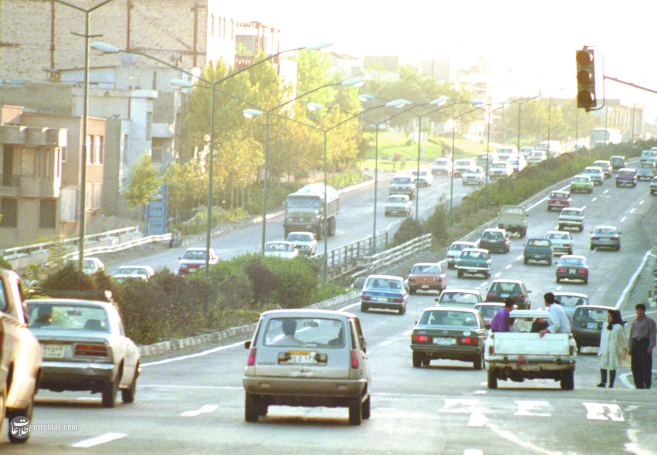 گزارش تصویری از آلودگی هوای تهران در آبان ۱۳۷۴  