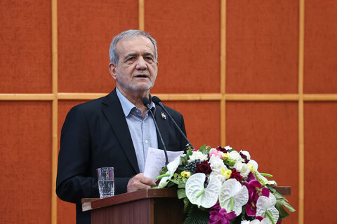 سرمایه اجتماعی اندک انتخابات ۱۴۰۳ سوخته/ همراهانی مانند آذری‌جهرمی و ظریف هم از دست رفتند!