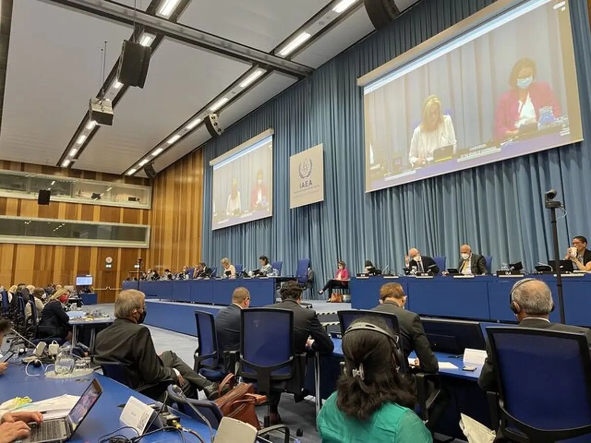 Svet guvernerjev IAEA sprejel resolucijo proti Iranu