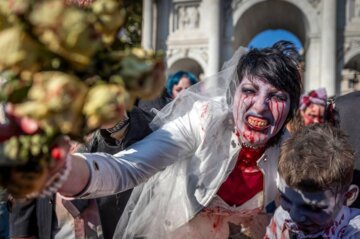 تصاویر| زامبی‌ها در لندن جشن گرفتند