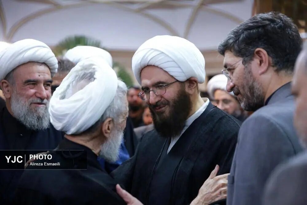 مراسم ترحیم فرزند حجتالسلام کاظم صدیقی برگزار شد +تصاویر