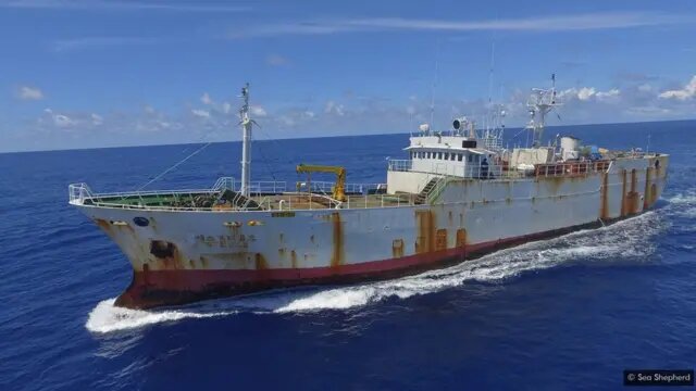 لحظه هولناک انفجار کشتی‌های ماهیگیری را ببینید!