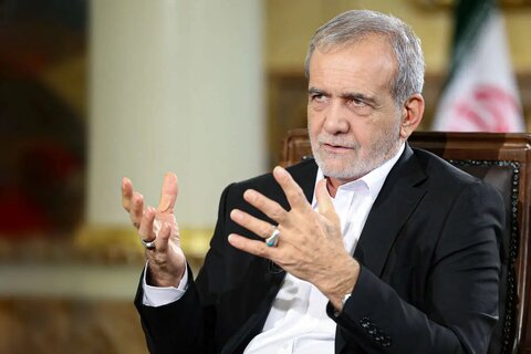 آقای پزشکیان! به توهم مرغ و تخم‌مرغ فیلترینگ پایان دهید