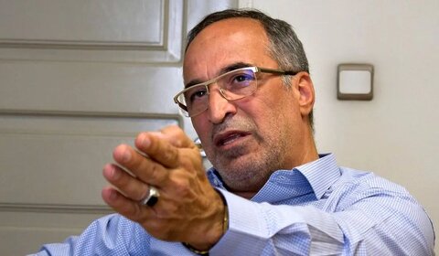 واعظ آشتیانی: ادعای قلعه‌نویی «سنگ مفت و گنجشک مفت» است!/ طارمی برای مسئولان کشور خط و ربط تعیین می‌کند!