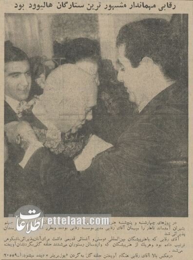 بازیگر مشهور هالیوود در تهران چلوکباب خورد و از اصفهان گز سوغاتی برد! +عکس