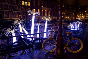 تصاویر| شهرداری آمستردام جشنواره نور و هنر برپا می‌کند