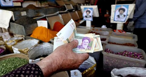 شرایط اقتصادی زندگی مردم را مختل کرده، همه منتظر گره‌گشایی هستند