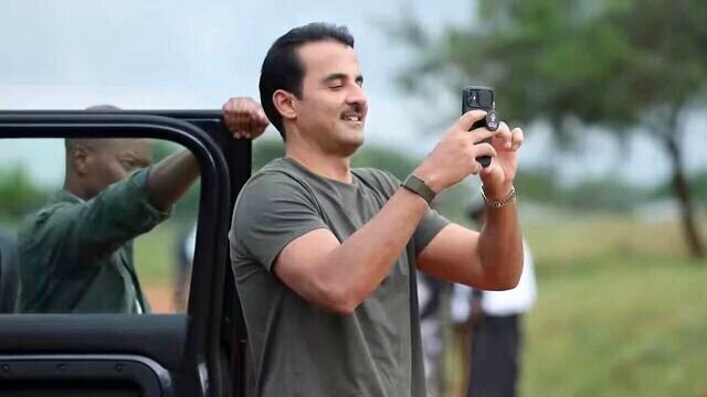 تیپ جنجالی امیر قطر در آفریفا دردسر ساز شد +عکس