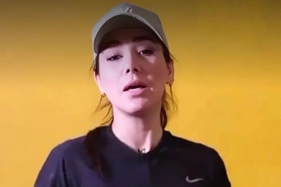 نشریه دفتر رهبر انقلاب جواب تندروها را داد +عکس