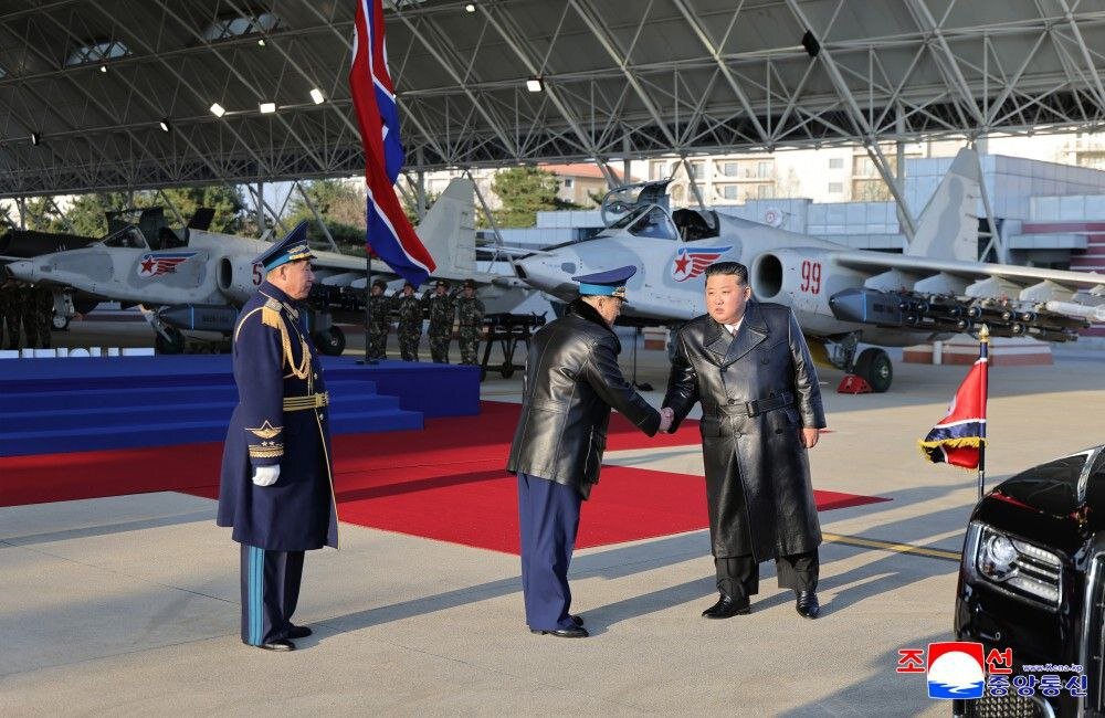 جنگنده سوخو ۲۵ با موشک ضدتانک رونمایی شد! +عکس