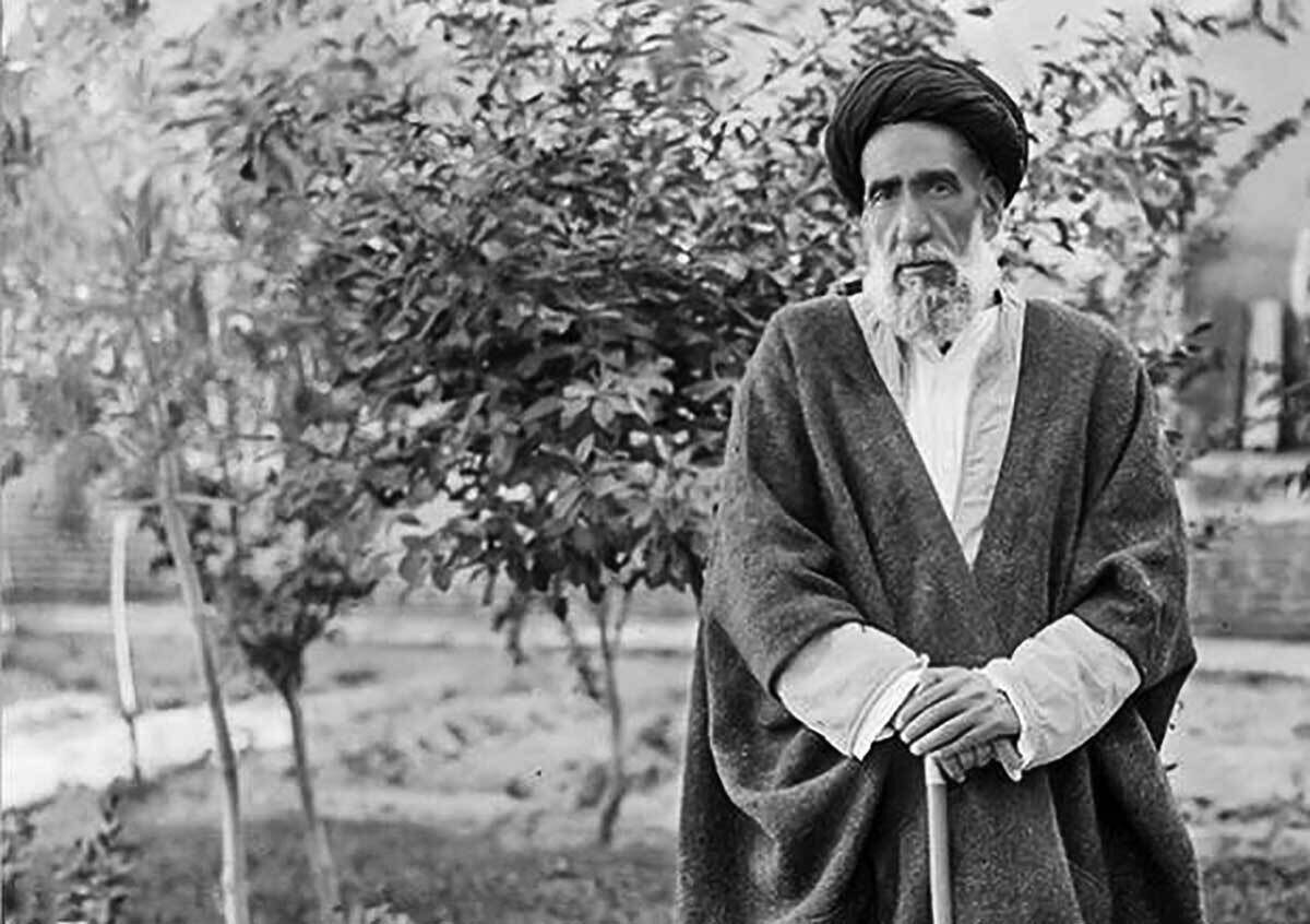 ماجرای مخالفت آیت‌الله مدرس با جمهوریت چه بود؟