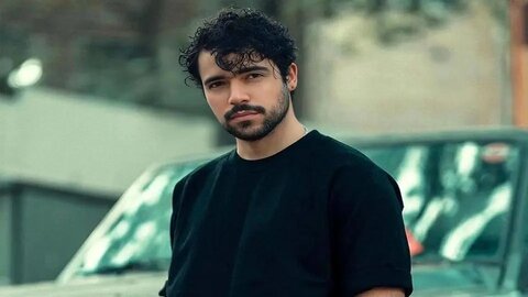 شروین حاجی‌پور: امکان ندارد جایی باشم که مقابل شما است +ویدیو