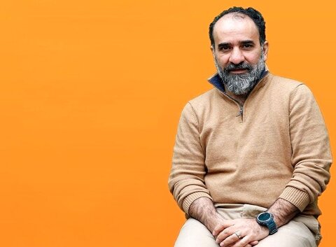 رضا امیرخانی با پاراگلایدر سقوط کرد +جزییات