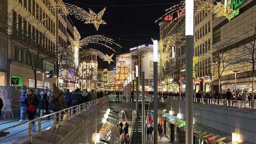 آلمانی‌ها برای تامین پول جشن کریسمس به دردسر افتادند