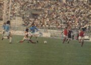 طرفداران پرسپولیس با تابلوی عدد ۶ سکوهای ورزشگاه را پر کردند! +عکس