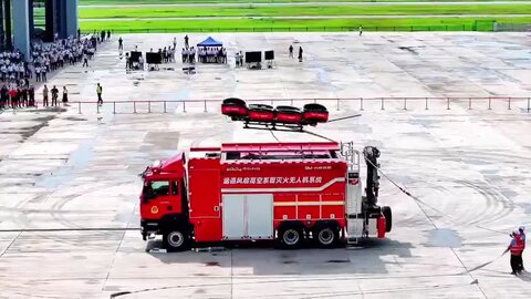 ماشین‌های آتش‌نشانی به پهپاد آب‌پاش مجهز شدند +ویدیو